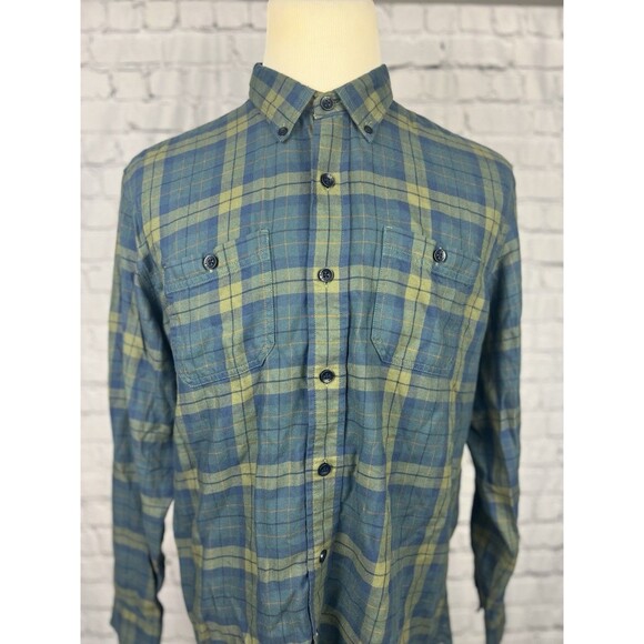 LL Bean Mens L Organic Cotton Tencel Flannel Button Down Shirt Workwear Pockets - Picture 4 of 9
